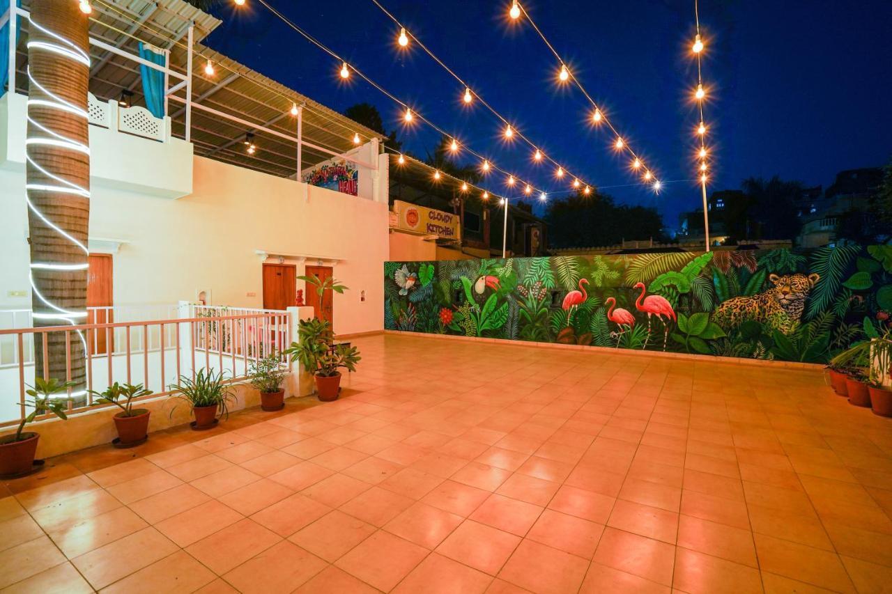 Natural Lake View Hotel Udaipur Exterior foto